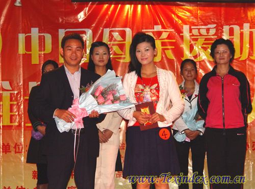 夢麗莎亮相完美女人中國行慈善晚會