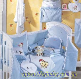 關(guān)于嬰兒床上用品清洗的注意事項(xiàng)