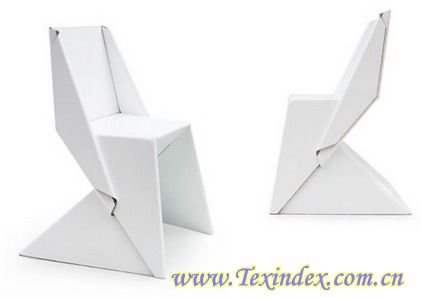 Papton椅:硬紙板折疊成椅子