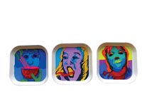 餐桌上創意的盤子會唱歌