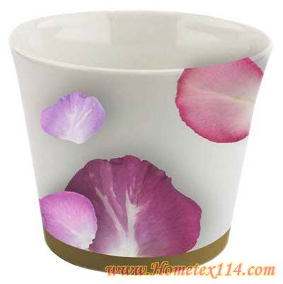 醉倒桃花紅,嫵媚餐具添浪漫