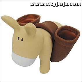 OL辦公桌上的趣味風(fēng)景