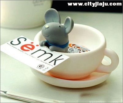 OL辦公桌上的趣味風景