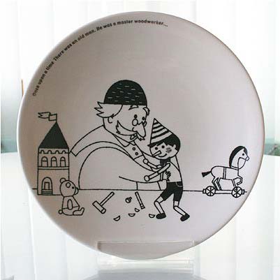 可愛的插畫瓷盤裝點情趣家居