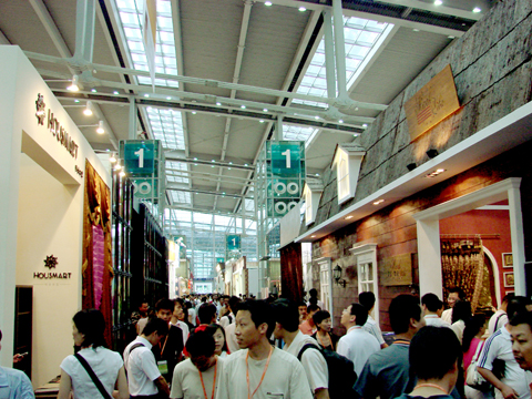 ���ڇ��H�Ҽ���ˇչ3���_Ļ