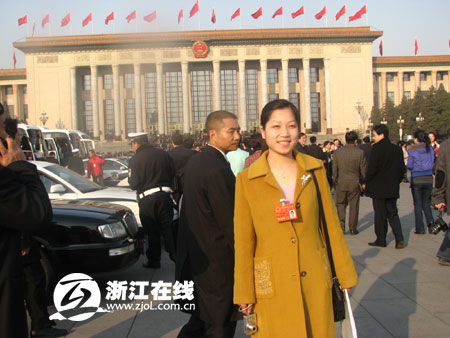 楊曉霞:破解農(nóng)民工社保轉(zhuǎn)移難題