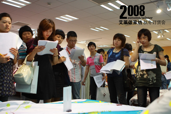 ���R���ﶬ��Ʒӆ؛���A�M�e��