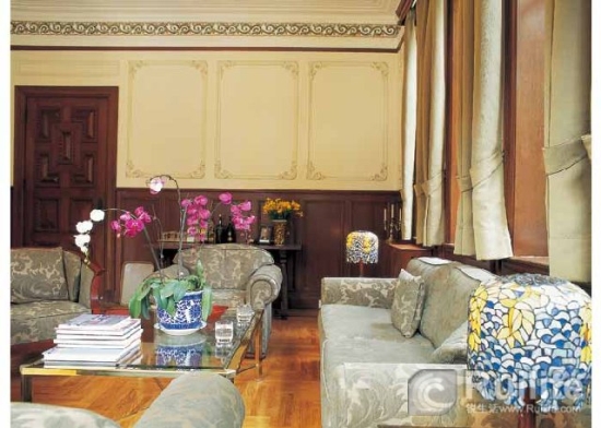 時尚轉梯成就絕美空間