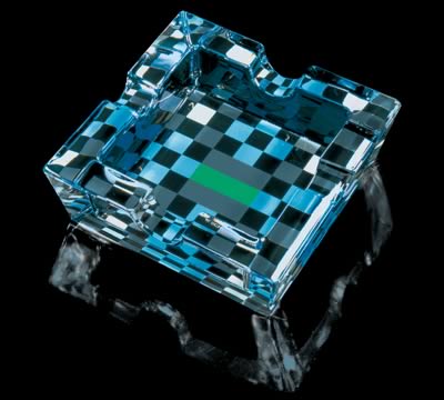 經典藝術的煙灰缸飾物