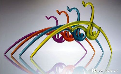 臺灣同胞設(shè)計的奧運元素衣架