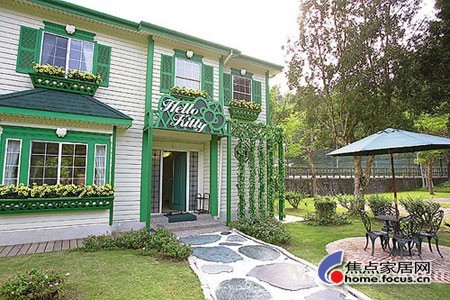 超可愛粉色HelloKitty別墅