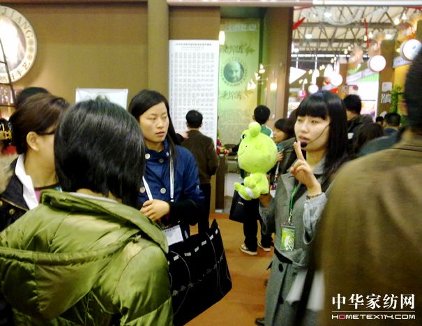 艾萊依中針會上青蛙“領(lǐng)養(yǎng)”成熱門