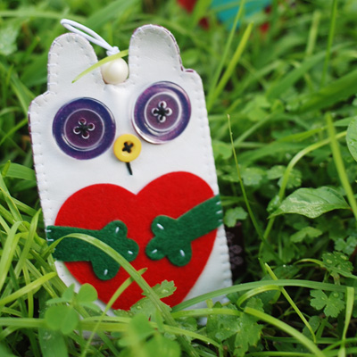 紐扣+碎布自己動(dòng)手做卡卡套