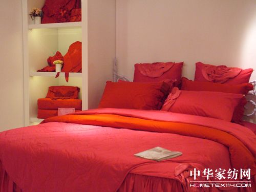 淑女屋家紡上海百聯世茂店開業