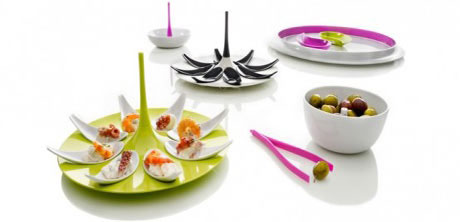 2 彩色家居精致的食物裝盤