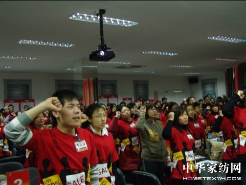 ��׷���г�Խ����׿Խ��͑׃