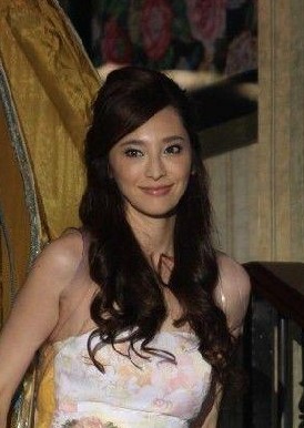 吳佩慈親臨富安娜新品發布會