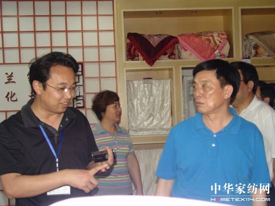 黃主席蒞臨雨蘭視察指導工作