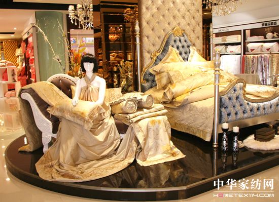 ����ɯ��չ�d����չʾ