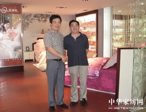 駐澳部隊政治部主任參觀貝多絲