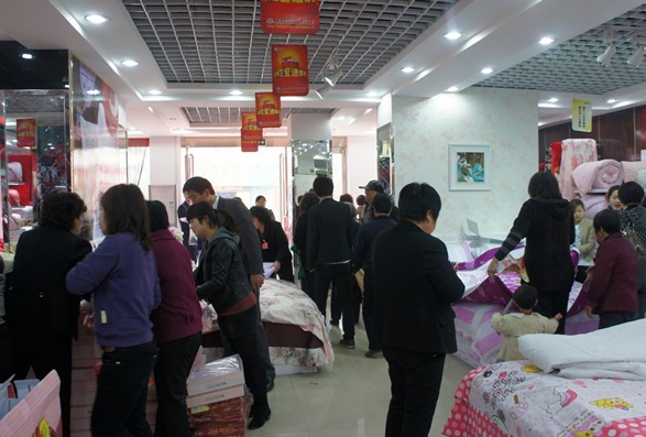 吉祥三寶五一活動掀起高潮