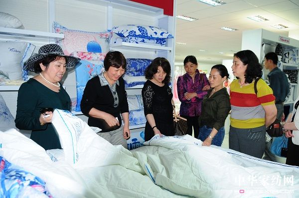 ����ʡŮ��I(y��)�҅f(xi��)��(hu��)���^���m�Ҽ�