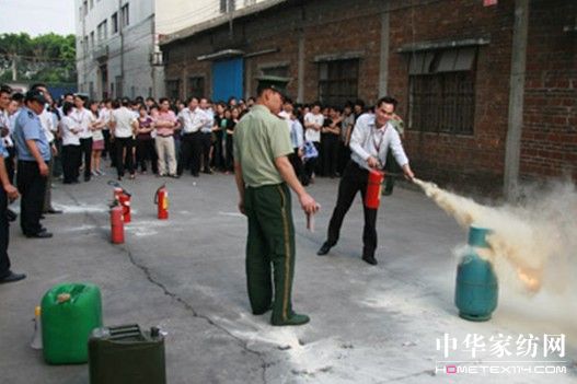 夢麗莎家紡開展例行消防演練