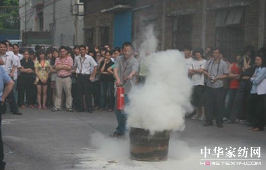 夢麗莎家紡開展例行消防演練