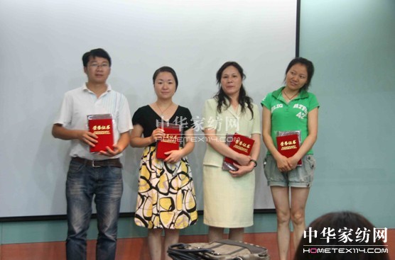 居夢萊開展“贏在終端”店長培訓