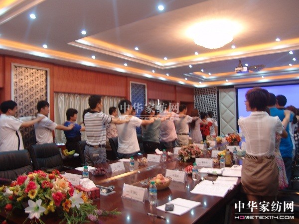 雨蘭家紡視加盟商如同手足