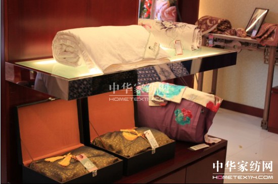 蠶花娘娘上海新村店盛大開業