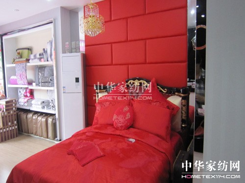 八月依諾雅加盟店遍地開花