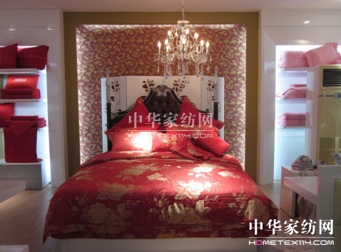 藍鴿家紡終端換裝