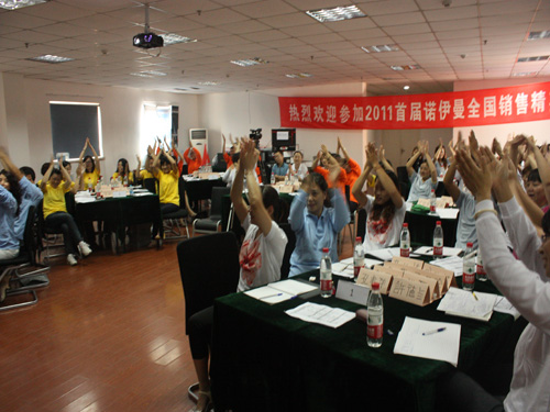 �Z�����׌��N�۾�Ӣ��Ӗ��¡���e��