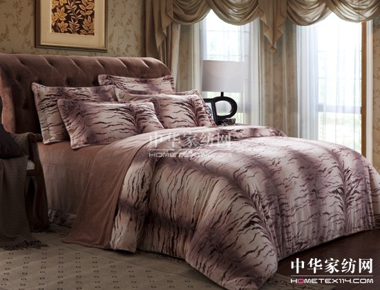 維科周總慰問一線活動促銷人員