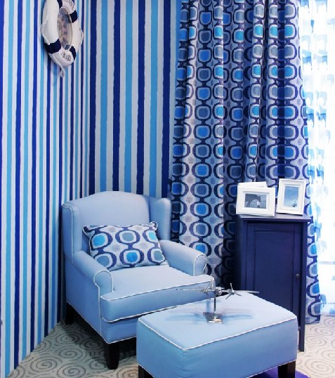 ����Ʒ�o�ϲ��[���Ǝ�����չ�[�^