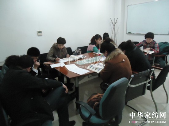 ���\��2012�ûʴ���ӆ؛��¡���_Ļ