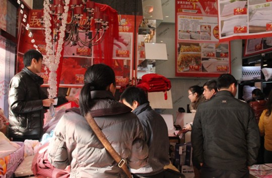 居夢萊南通直營店歲末清倉刷新紀(jì)錄