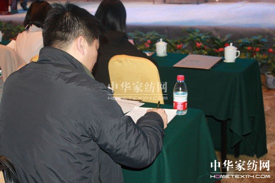 莎鯊2012春夏新品發布會隆重召開