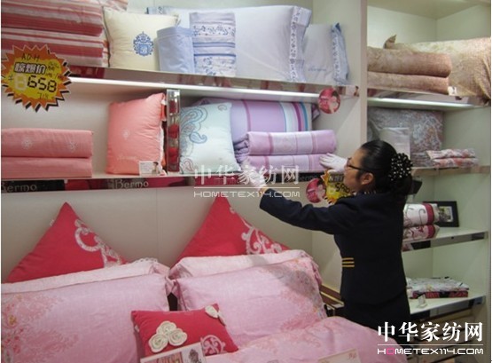 ��ɫ��չ���  �ɾ�Ʒ������