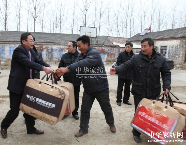 玖久絲綢:恪盡民企責任 反哺民族事業