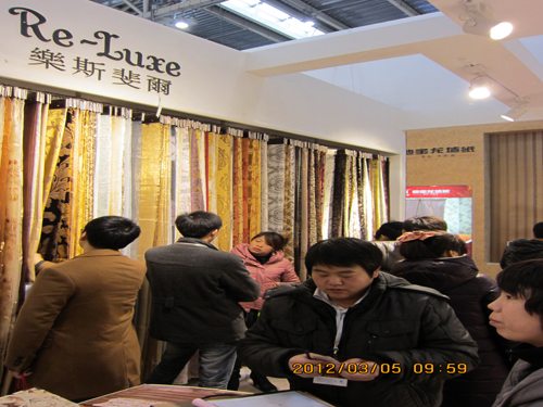 ־�_�Ҿ����౱��չ����A�����Y̖