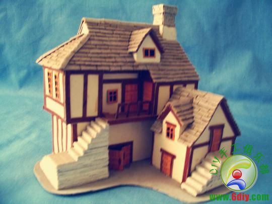 父親的手工紙做小房子
