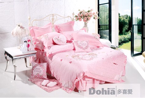 五月新婚潮多喜愛家紡婚慶床品扮新房