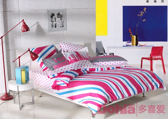 ��ϲ�ۼҼ����r�мҾ����������D�����y