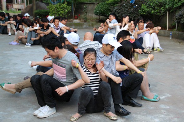 �������M���Ӊ��R�F���չһ����Ӗ�I֮������{��