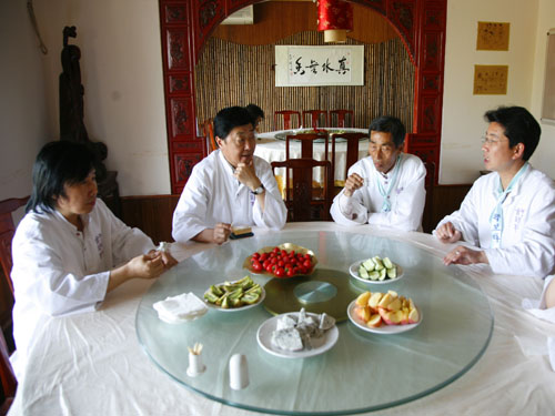 首屆“健康睡眠體驗之旅”演繹家紡傳奇