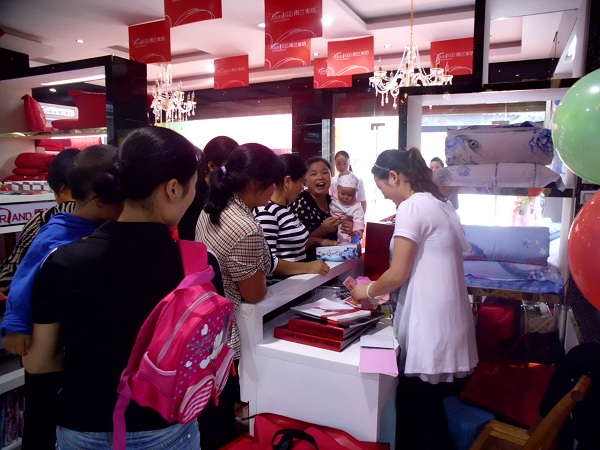 雨蘭家紡貴州孟溪專賣店隆重開業