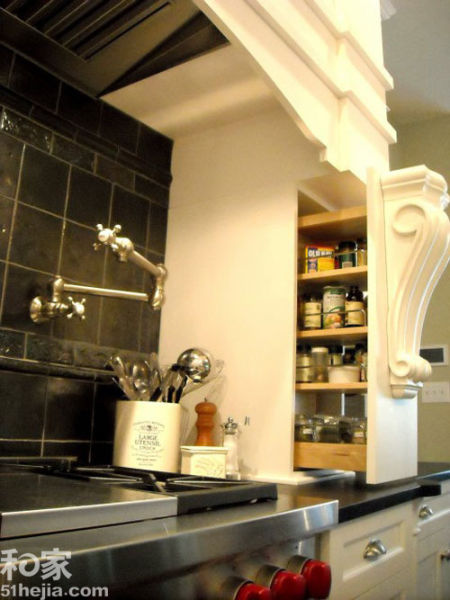 主婦收納巧幫手 櫥柜里的設(shè)計(2)