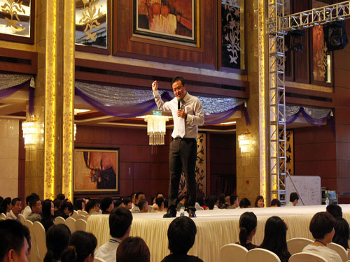 �A�ڽK�ˡ��Pʢ�e�м�������Ӗ���h